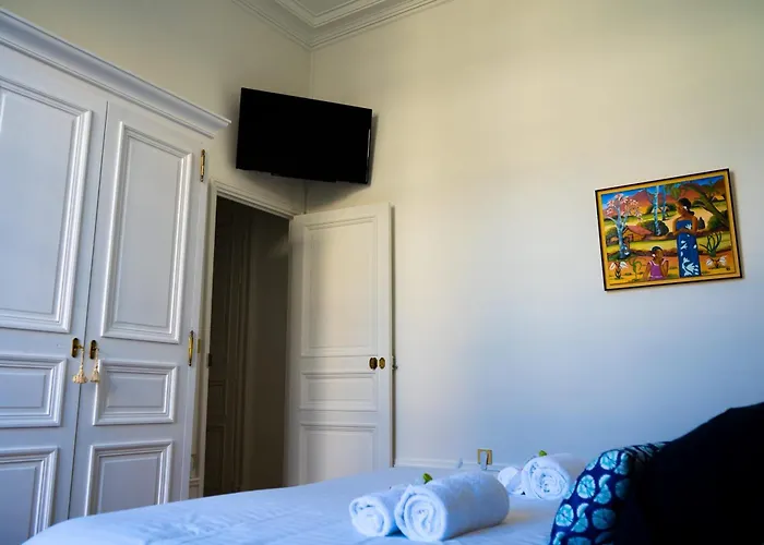 Le Roi René, Haussmannien Exceptionnel * Angers